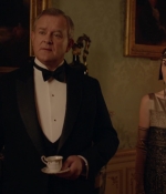 DowntonAbbey6x03_0053.jpg